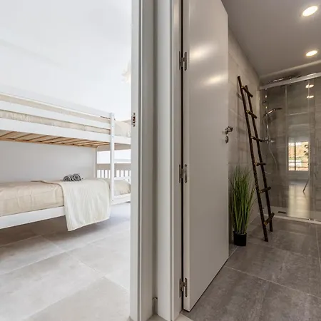 Boooom Apartment